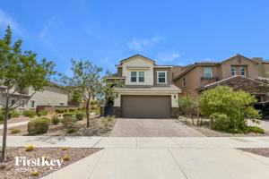 featured image of 868 N Water St