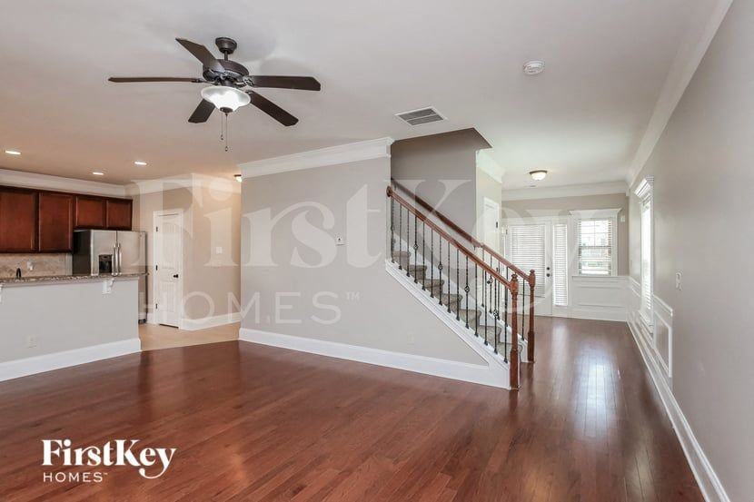 621 Summerstone Ln - Photo 5 of 15