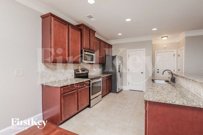 621 Summerstone Ln - Photo 6 of 15