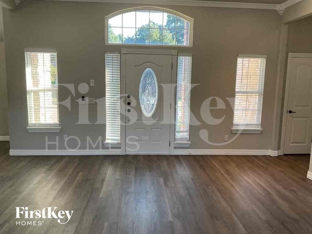 3320 Valley Mdw - Photo 2 of 13