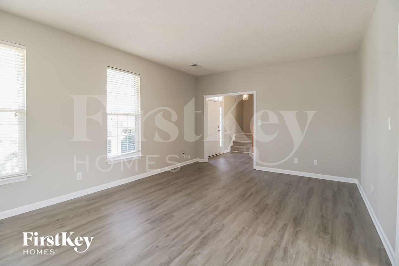 793 Pecan Ridge Cir - Photo 2 of 15