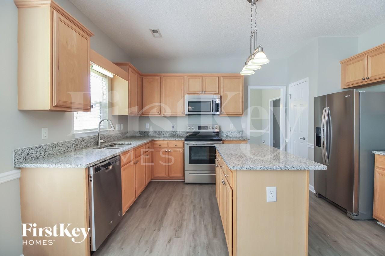 793 Pecan Ridge Cir - Photo 5 of 15