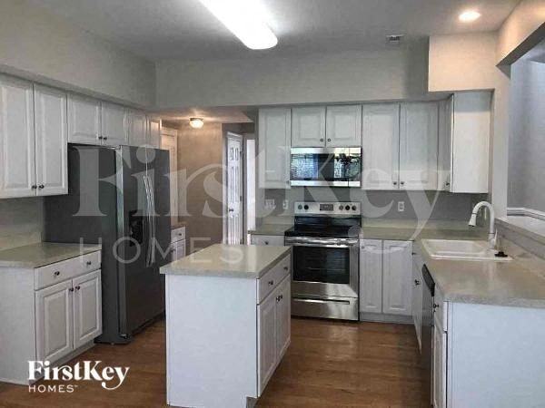 11923 Withers Mill Dr - Photo 5 of 11