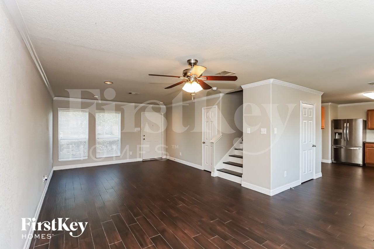 3147 Upland Spring Trce - Photo 3 of 15