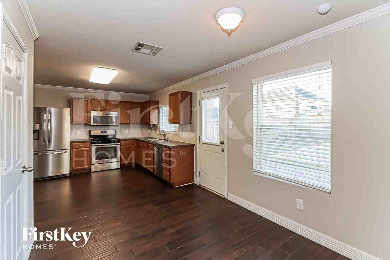 3147 Upland Spring Trce - Photo 5 of 15