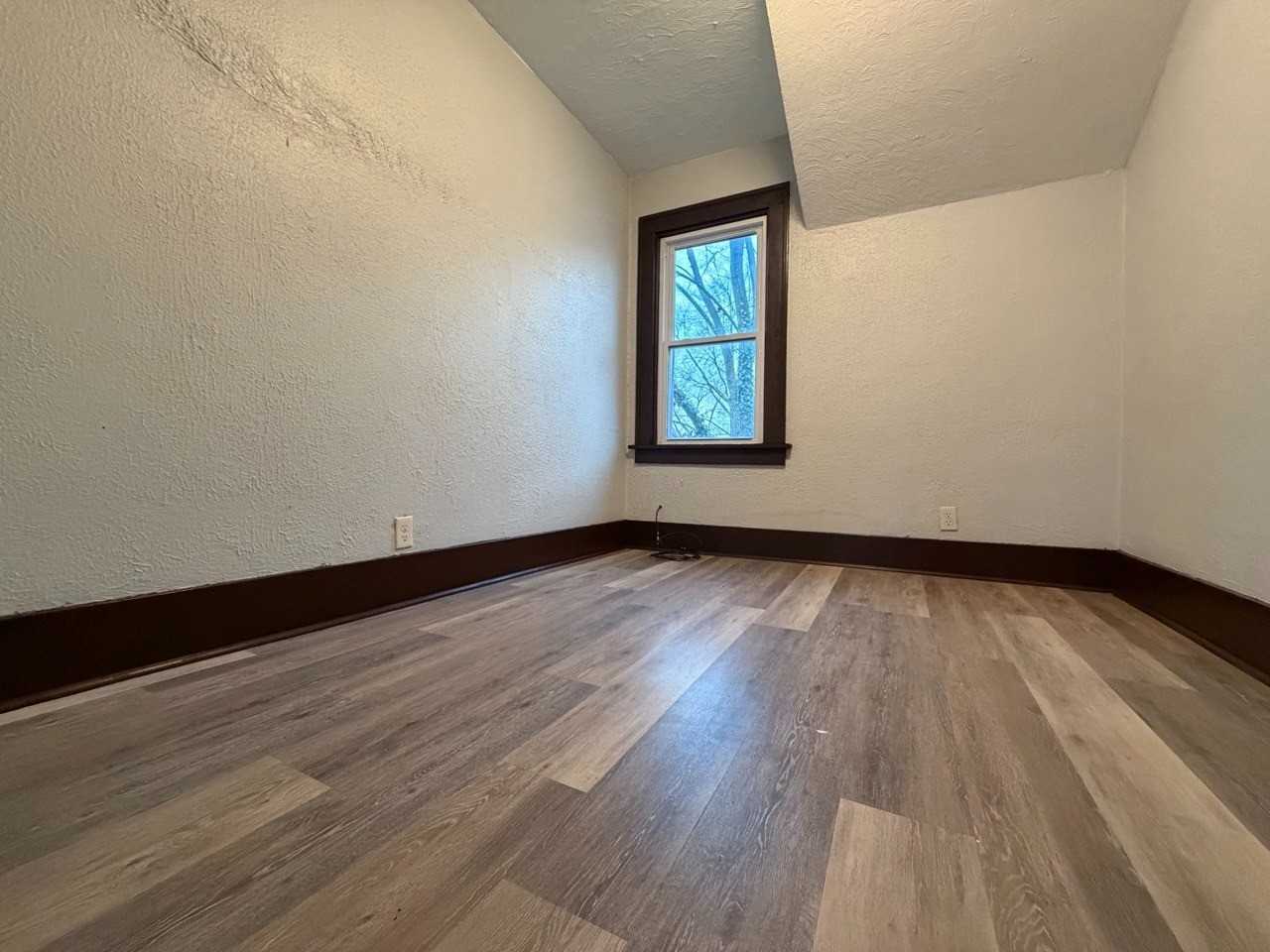 904 York St #2 - Photo 7 of 21