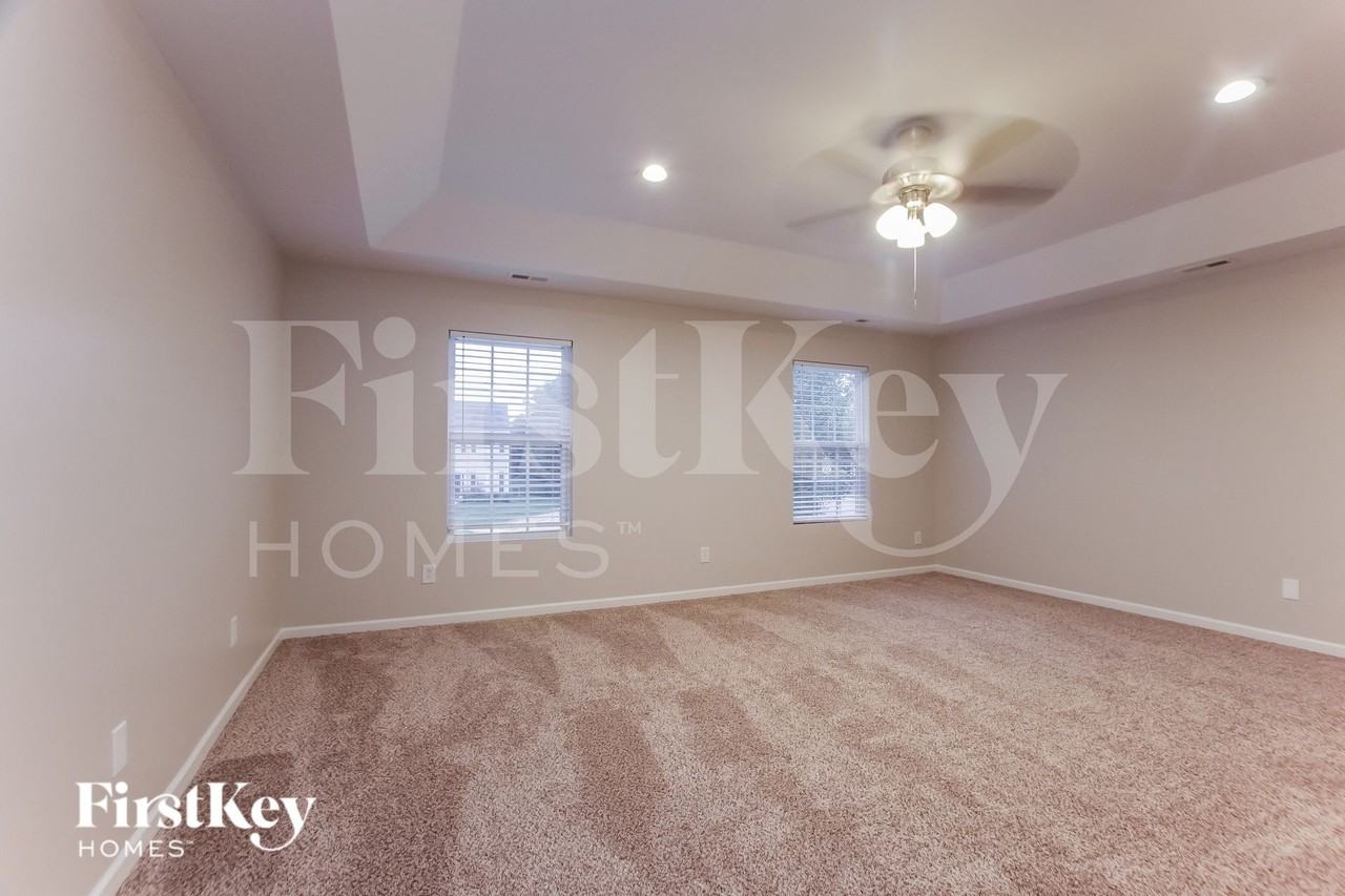 2336 Equestrian Dr - Photo 7 of 15