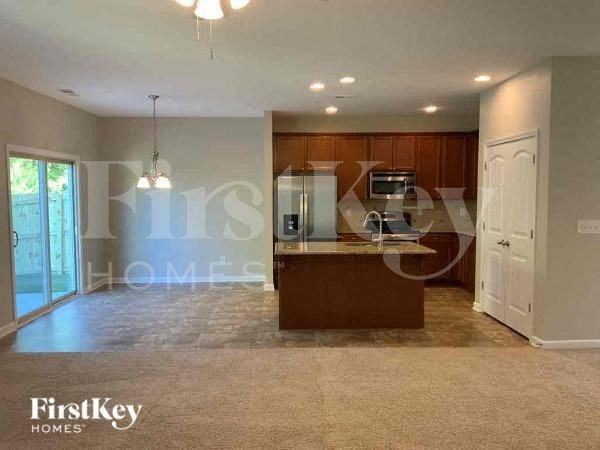 10322 Atkins Ridge Dr - Photo 6 of 11