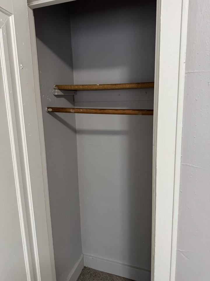 3030 W Pierce St #1 - Photo 5 of 8