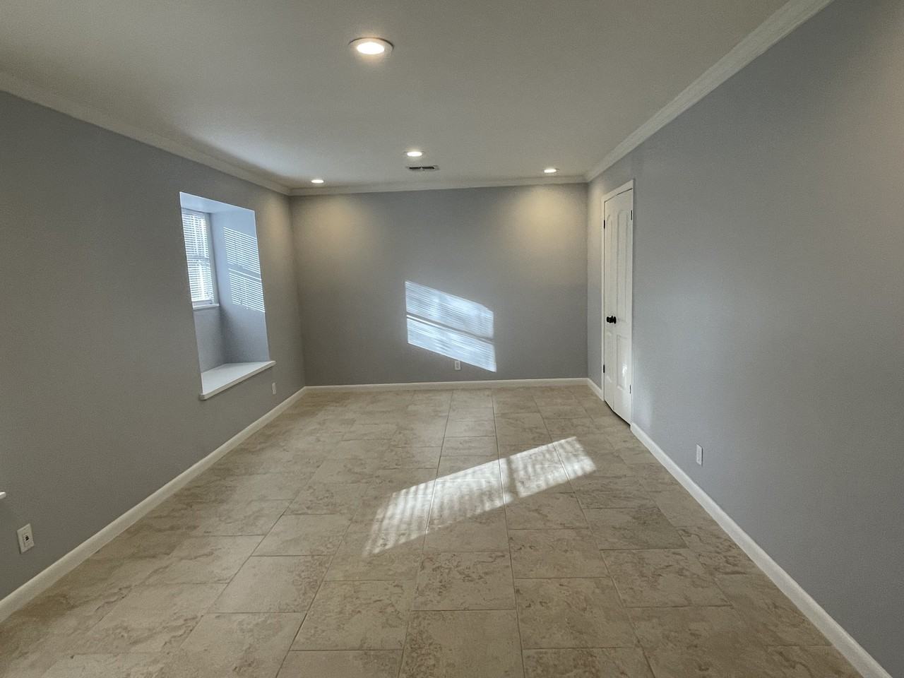 4830 French Dr - Photo 3 of 15