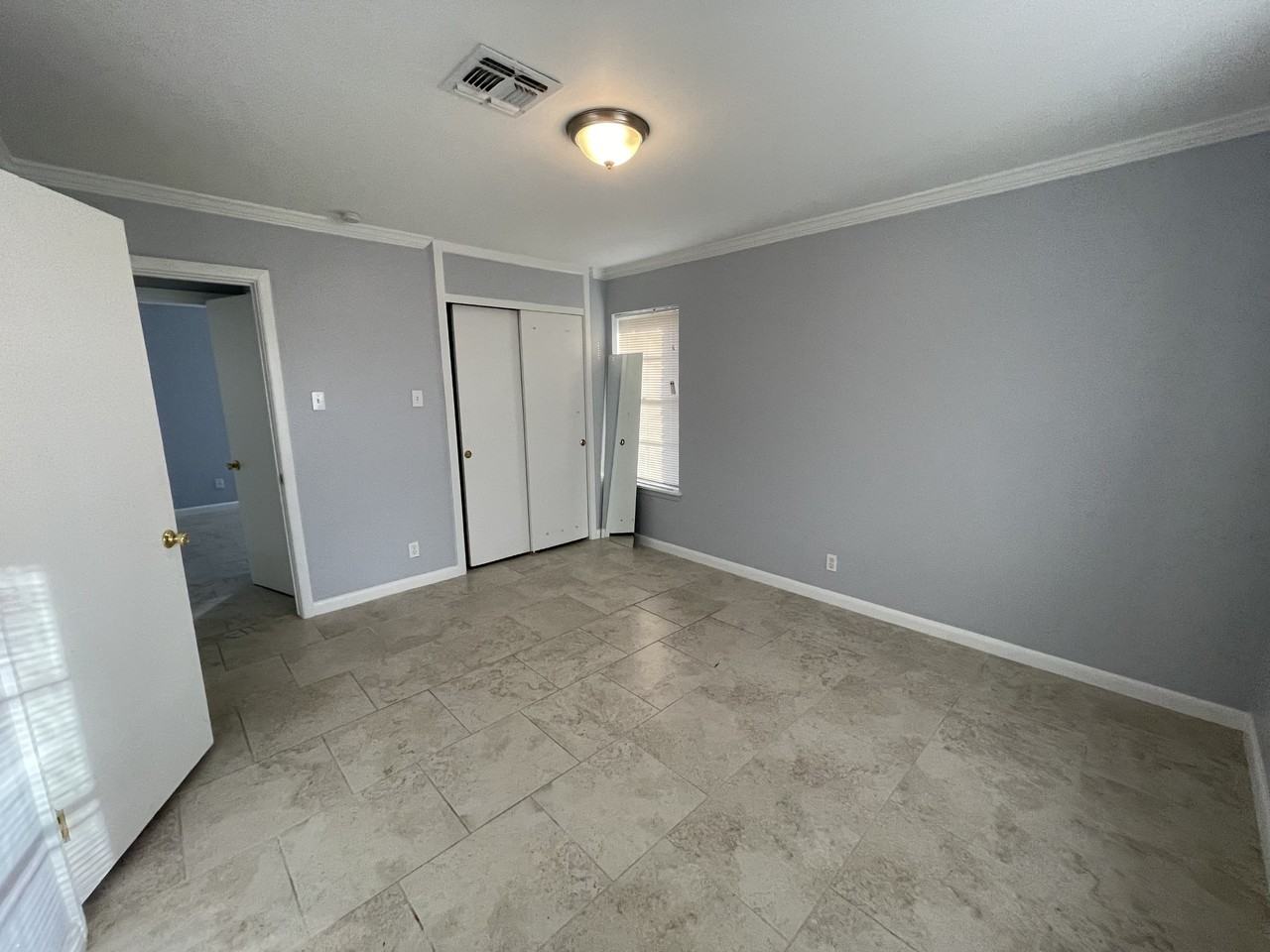 4830 French Dr - Photo 5 of 15