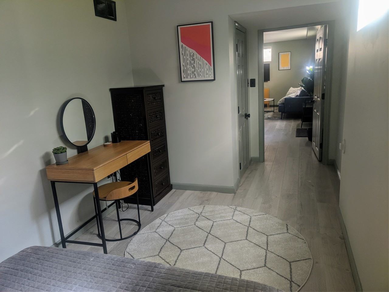 520 Broadway - Photo 2 of 6