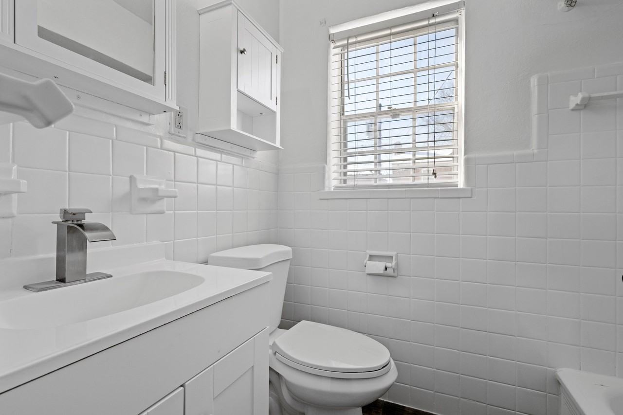 5836 Sunshine Dr #1S - Photo 7 of 26