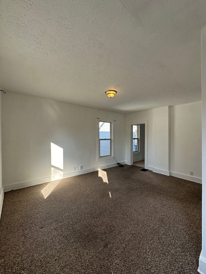 1008 North St #2 - Photo 4 of 7