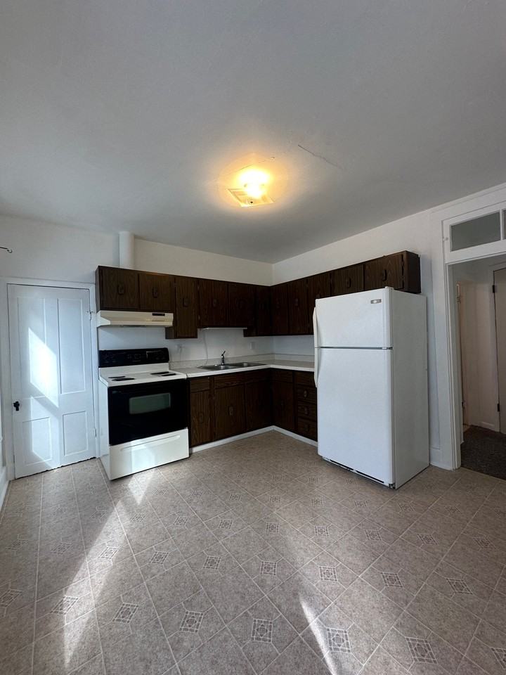 1008 North St #2 - Photo 5 of 7