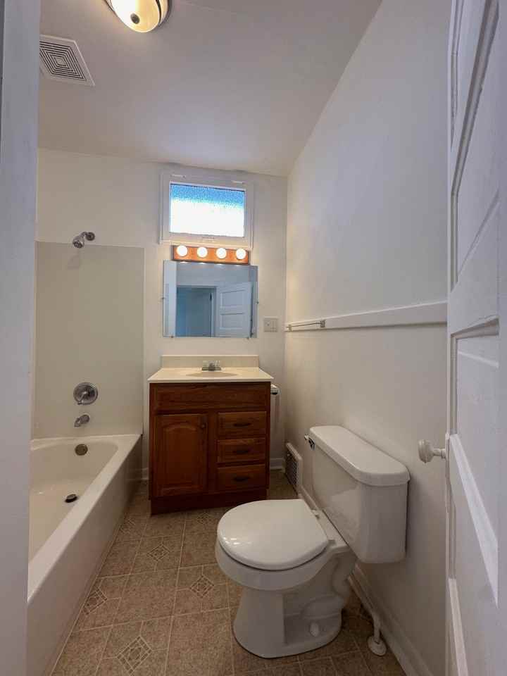 1008 North St #2 - Photo 7 of 7