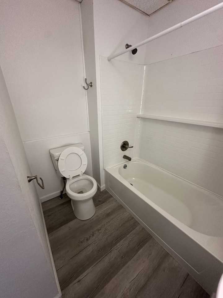 2418 Central Ave #2 - Photo 5 of 7