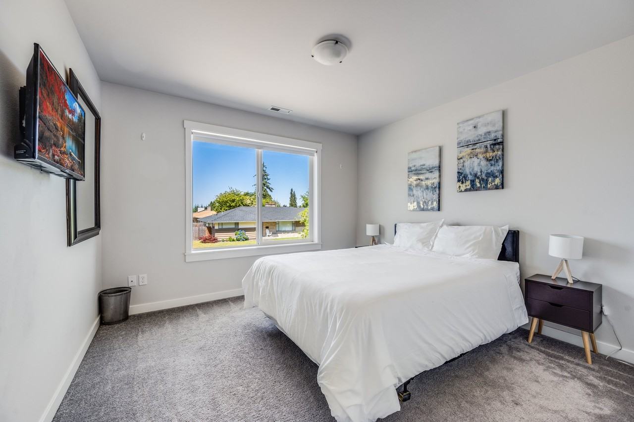 749 S Mason Ave - Photo 5 of 23