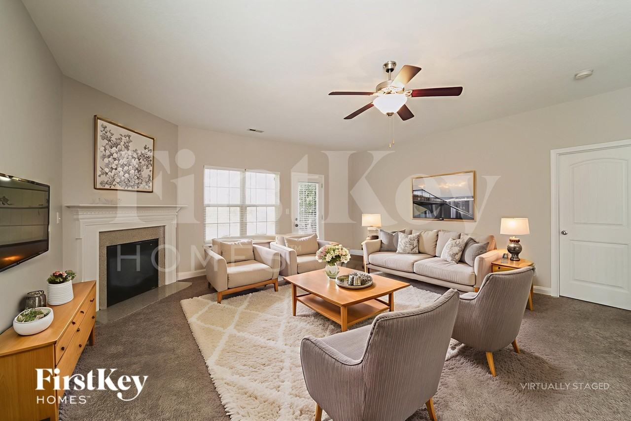 6124 Silver Chime Way - Photo 5 of 18