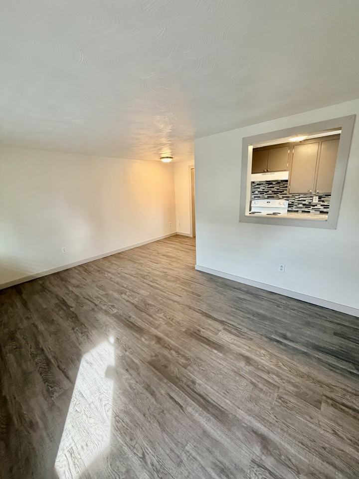 45 Denver Way #9 - Photo 7 of 8