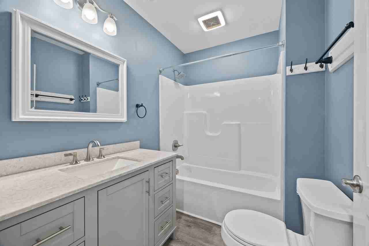 10188 Russellville Rd - Photo 2 of 19