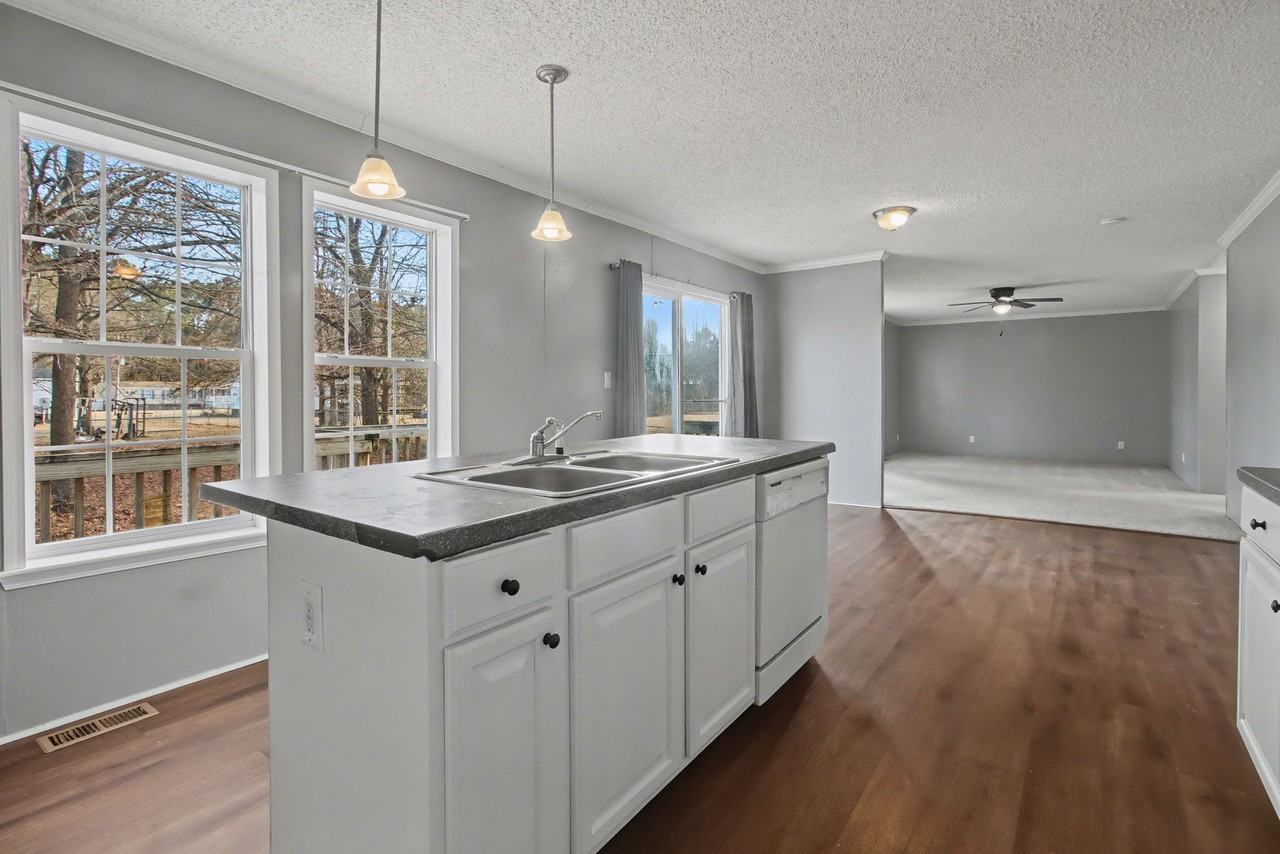 212 Shipmans Pike - Photo 5 of 26