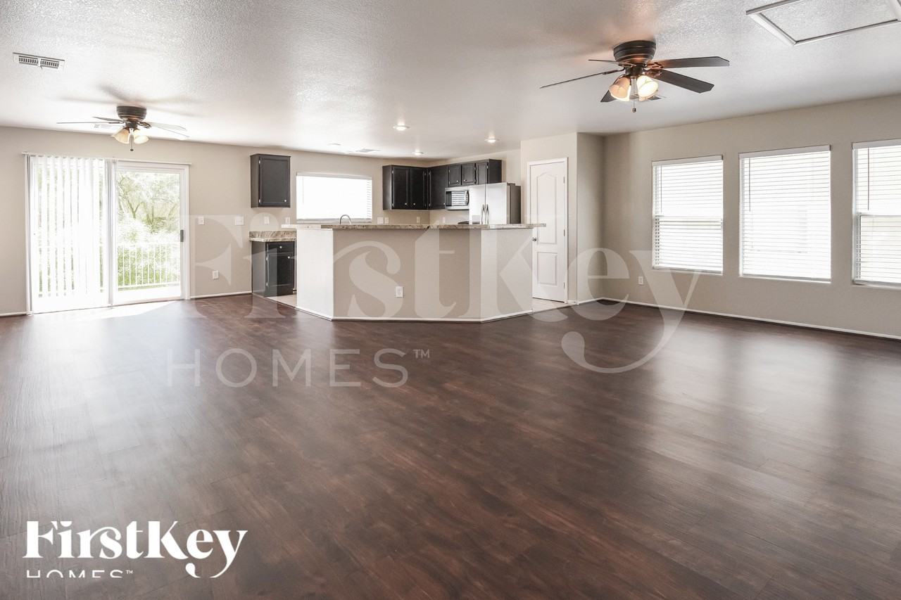 613 Belsay Castle Ct - Photo 2 of 18