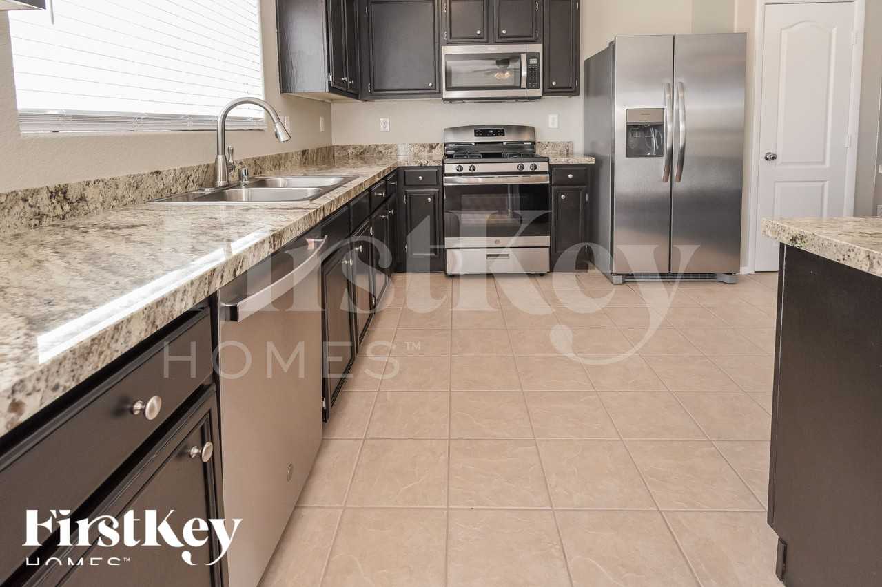 613 Belsay Castle Ct - Photo 6 of 18