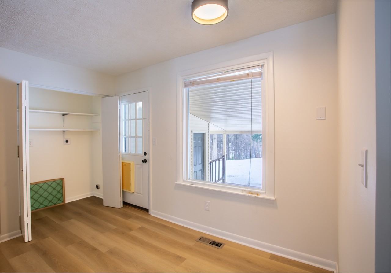 315 Kevin Dr - Photo 2 of 21