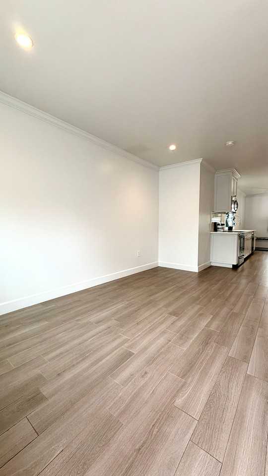 1132 W 84th St - Photo 2 of 29