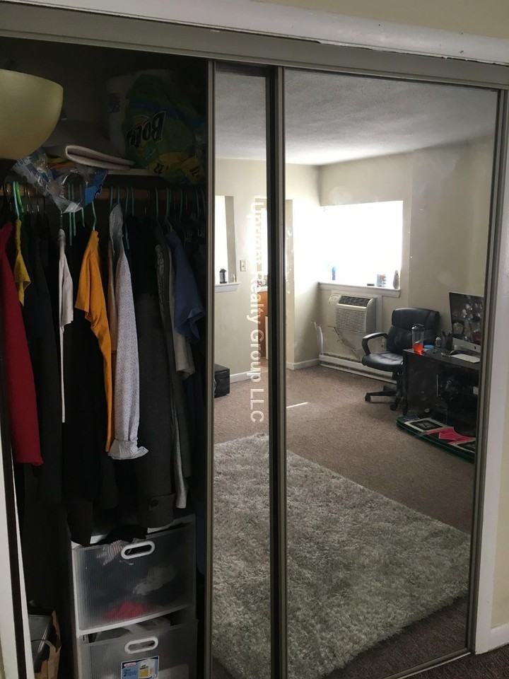 231 Harrison Ave #18 - Photo 6 of 9
