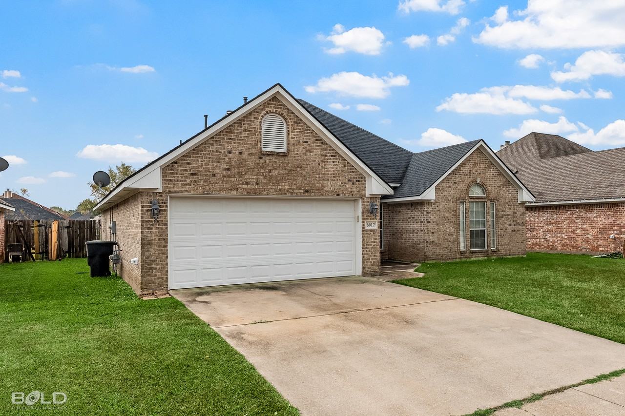 6012 Whitney Dr - Photo 3 of 34