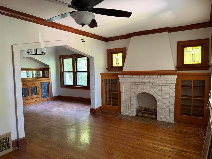 4572 N 38th St #1 - Photo 3 of 10