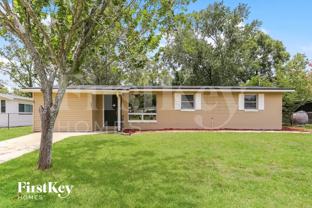 447 Clermont Dr W - Photo 1 of 1