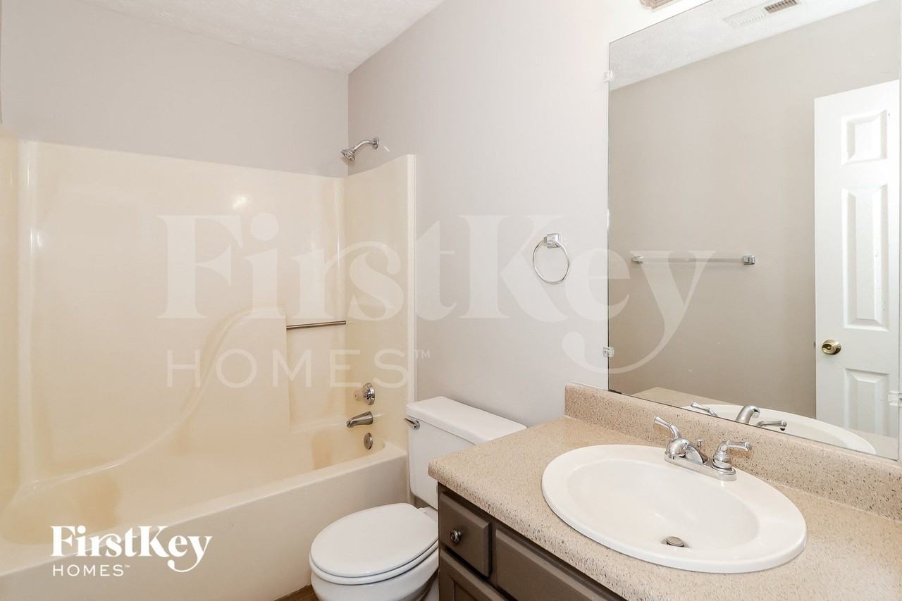 324 Chimney Trace Dr - Photo 7 of 14