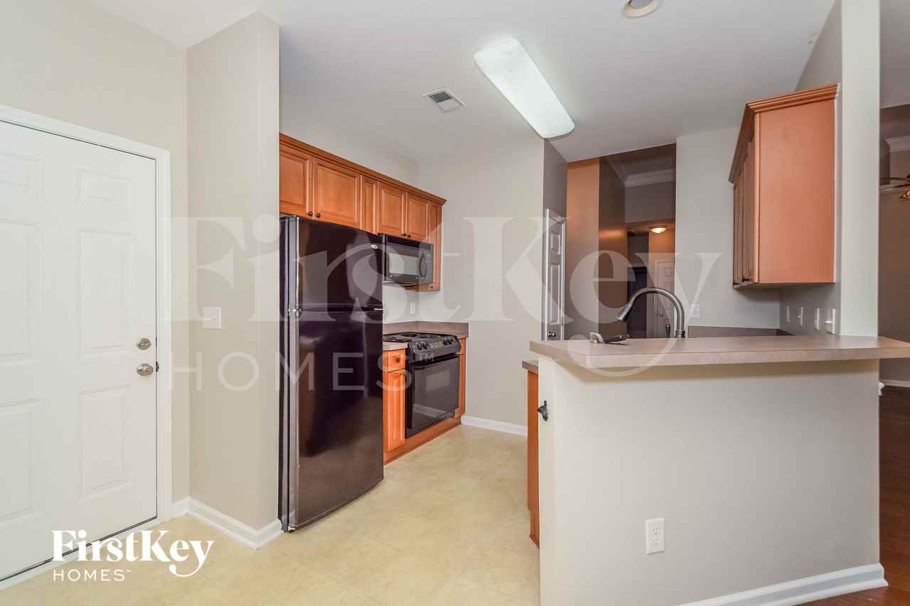 5948 Forest Lakes Cv - Photo 6 of 14