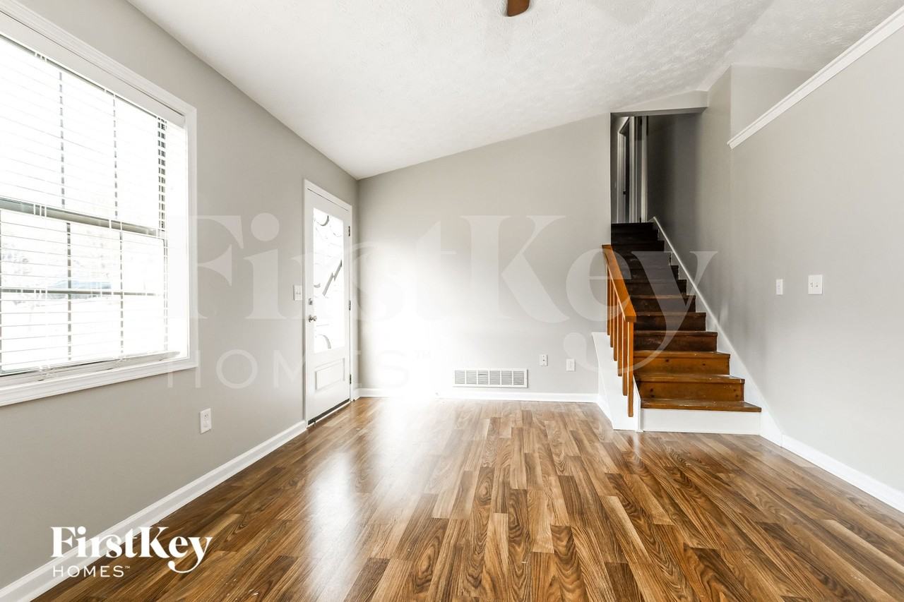 4149 Warren Rd - Photo 4 of 14