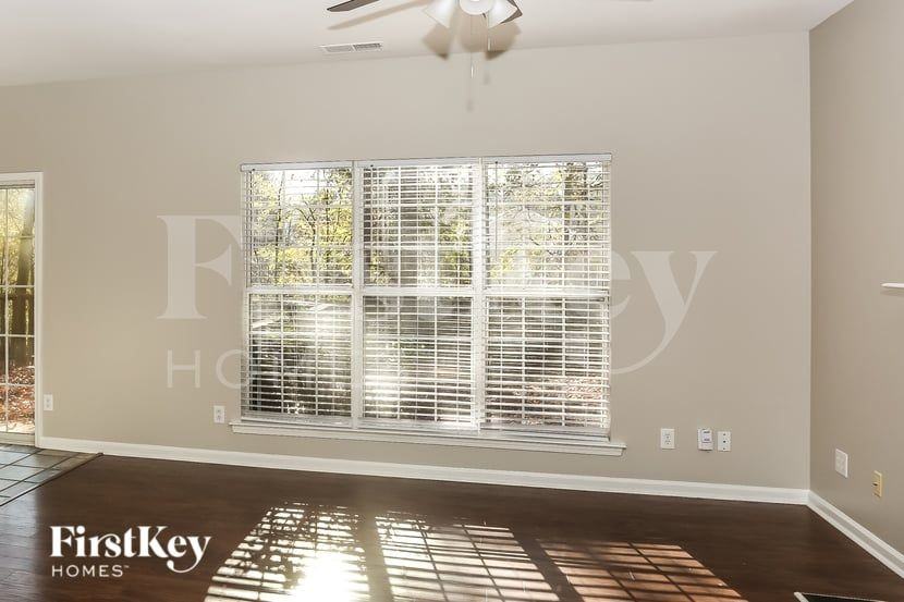 6728 Allness Glen Ln - Photo 5 of 14