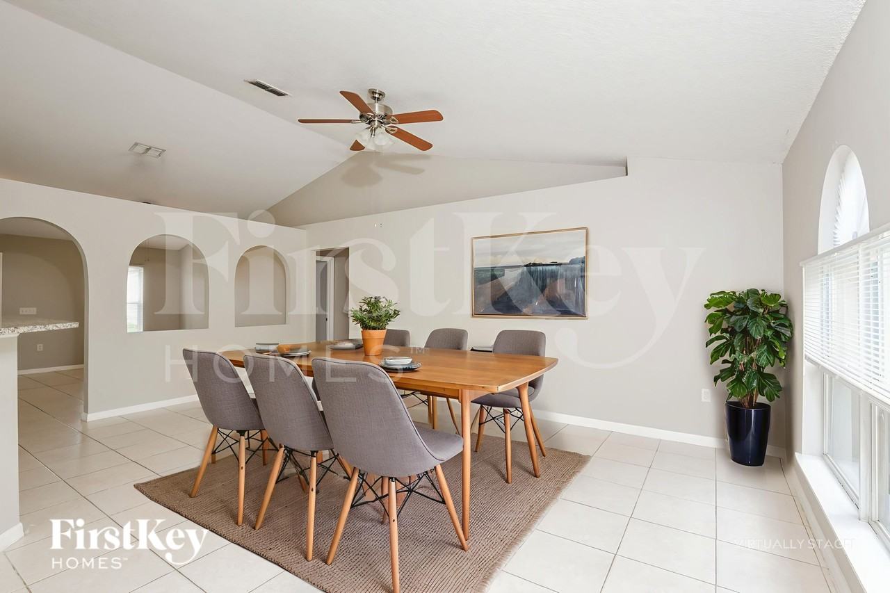 681 Sauders Rd Se - Photo 7 of 19