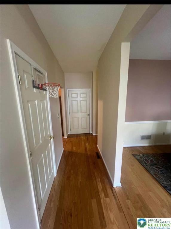 157 Willow Dr - Photo 2 of 19