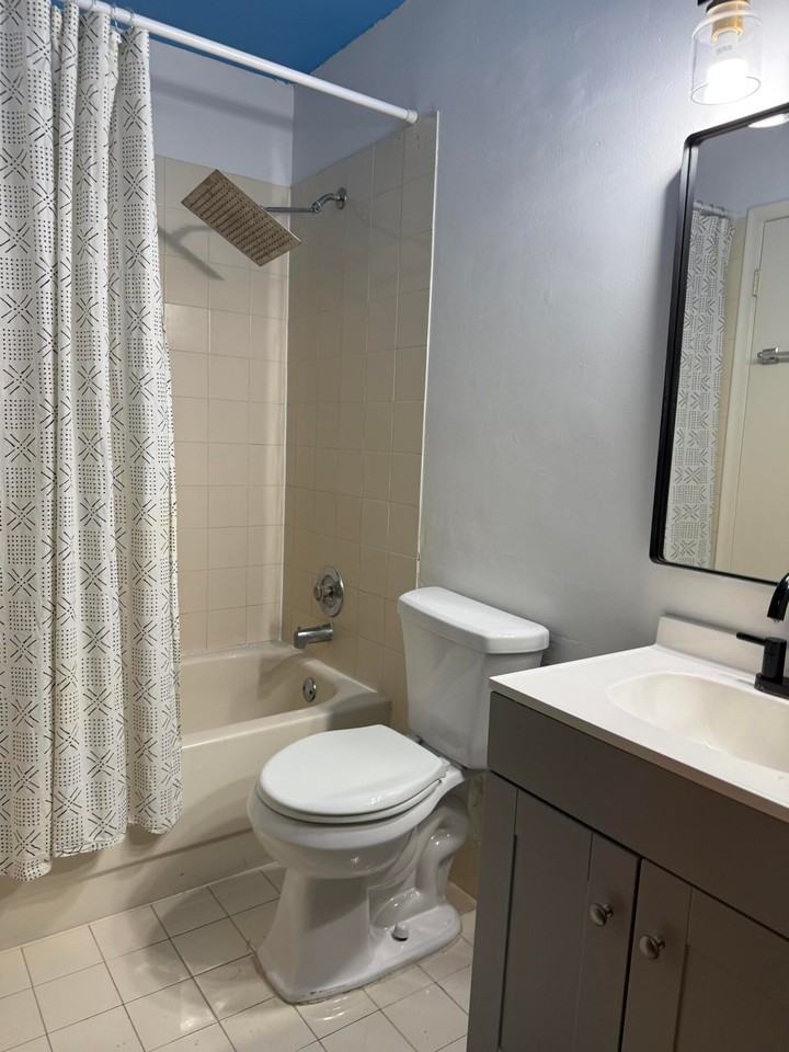 1389 Pines Ln - Photo 6 of 33