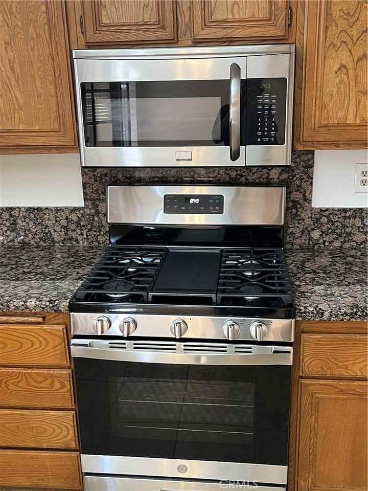 537 S College Ave - Photo 5 of 27