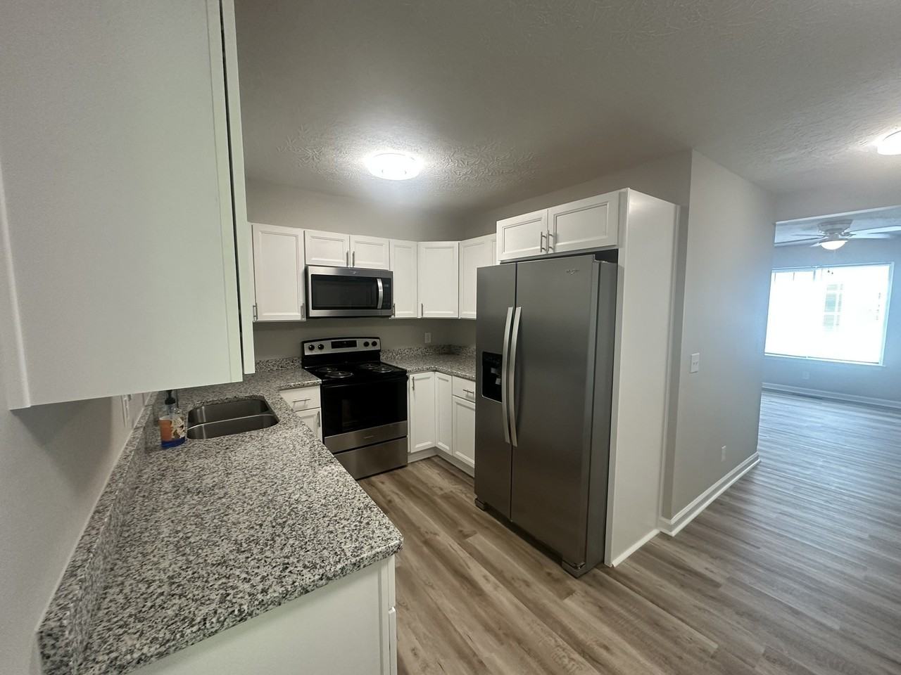 1506 Batts Blvd ##7 - Photo 4 of 18