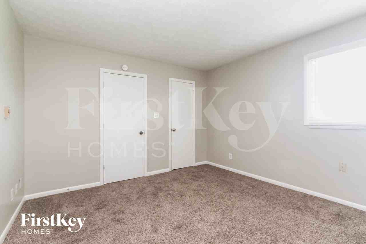 130 Circle Dr - Photo 6 of 15
