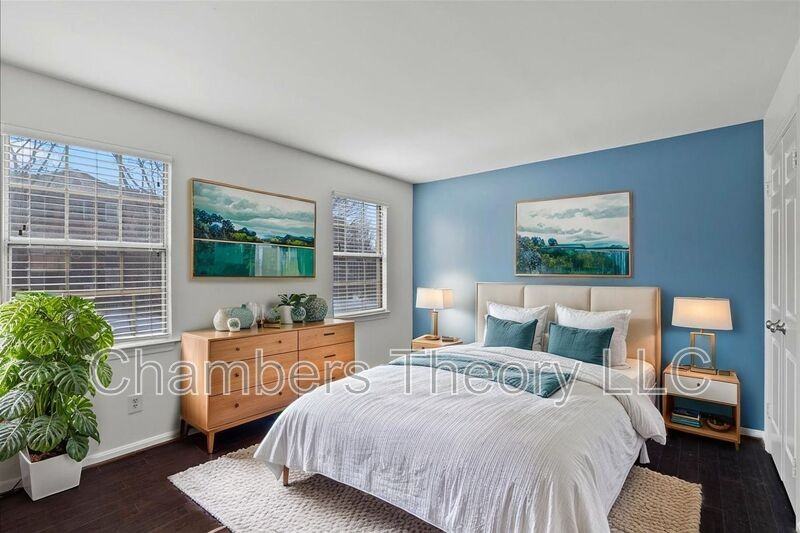 601 Bashford Ln #1 - Photo 3 of 18