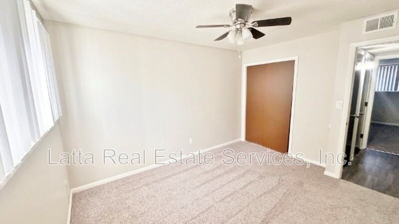 12401 E 40th St S #A - Photo 7 of 11