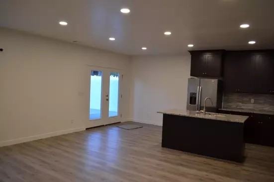 863 W Wynwood Park Dr - Photo 3 of 12