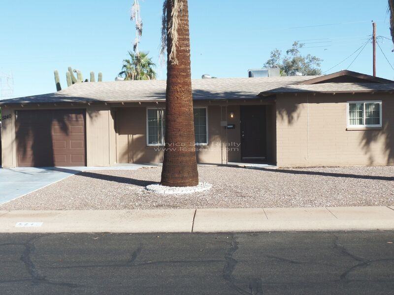 5240 E Cicero St - Photo 2 of 34