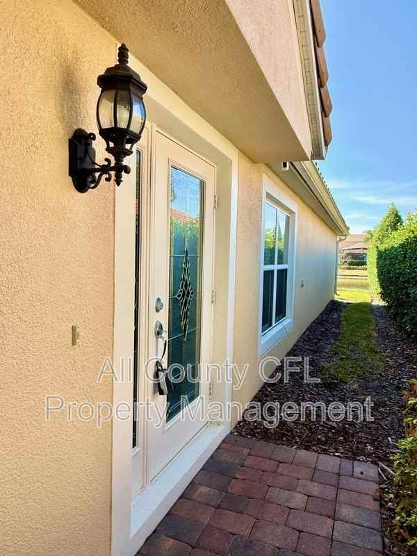 12248 Pescara Ln - Photo 3 of 42