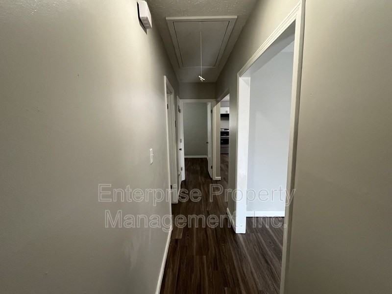 3026 Johnson Ave - Photo 7 of 16